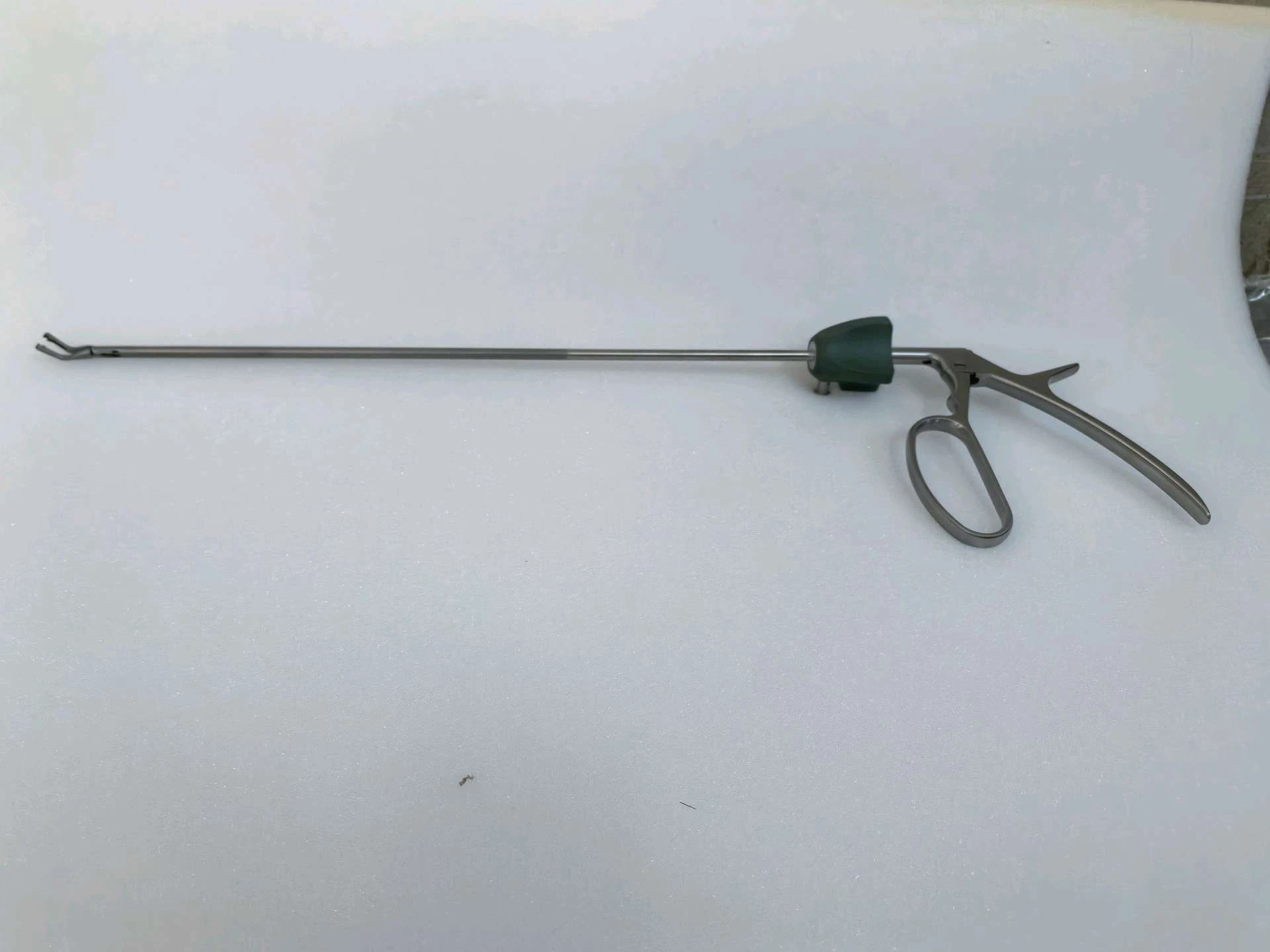 Plastikowy aplikator z klipsem